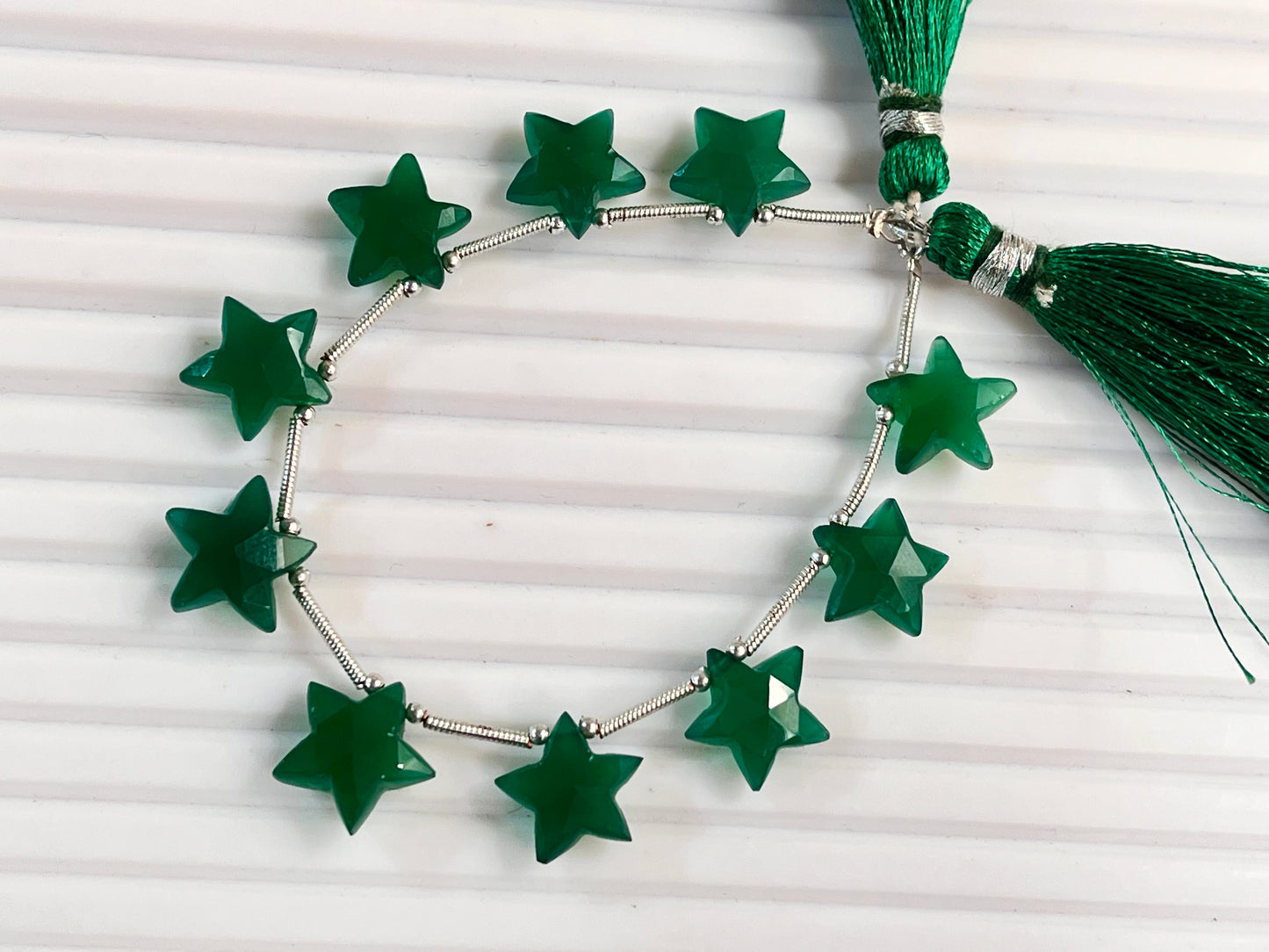 Green Onyx Faceted Star Shape Briolette beads