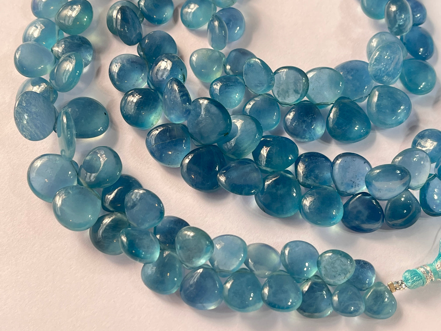 Santa Maria Shade Aquamarine Smooth heart Briolette Beads