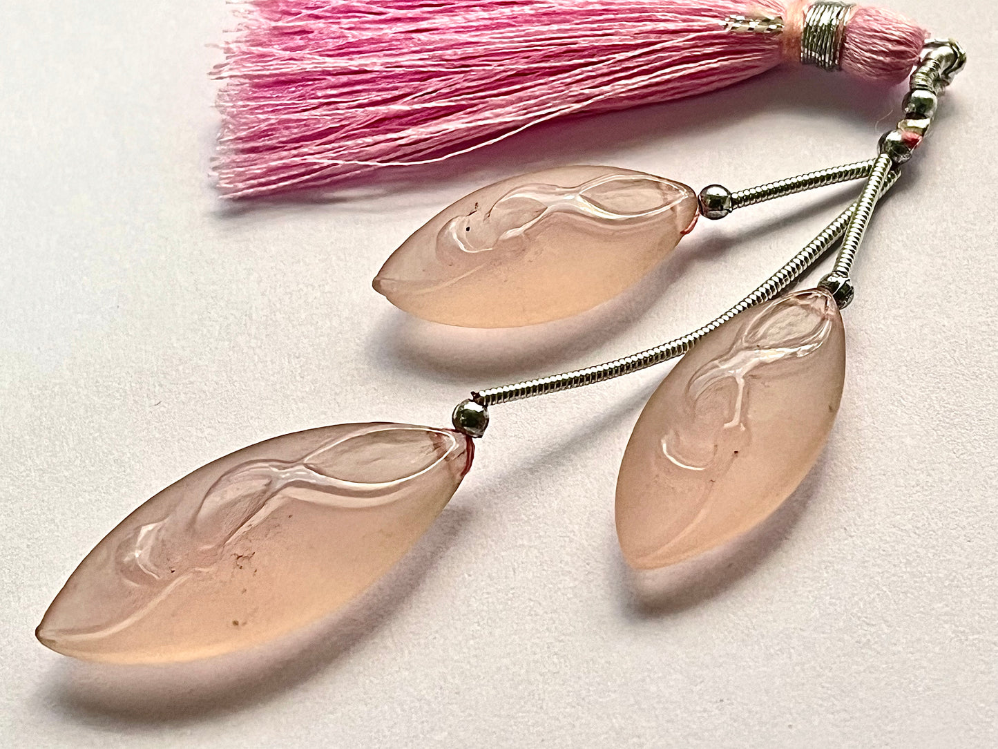 Cameo carved natural gemstone sets, Rose quartz Cameo carving, Amethyst cameo carving, Crystal cameo carving for jewelry making, See details