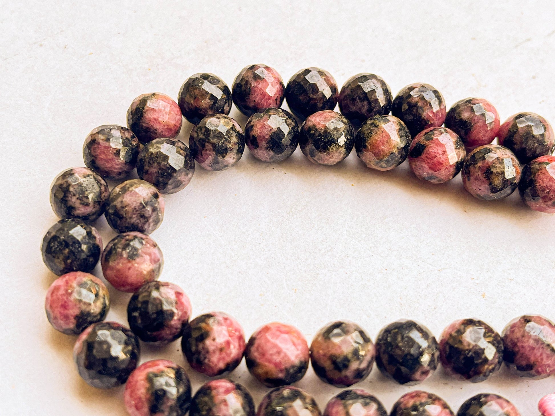 Rhodonite Faceted Spherical Beads | 10MM | 19 Pieces Beadsforyourjewelry