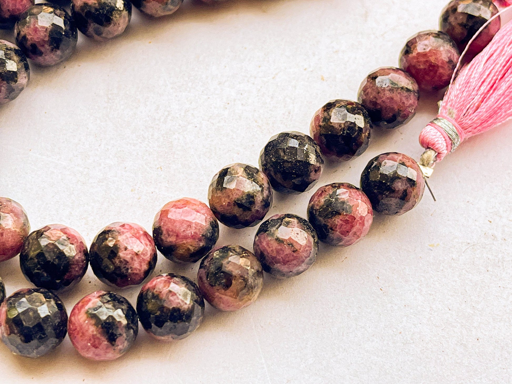 Rhodonite Faceted Spherical Beads | 10MM | 19 Pieces Beadsforyourjewelry