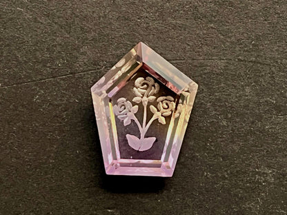 Handcarved Ametrine Fantasy cut reverse carving, Ametrine Carving, 15 Carats, 20x16x6mm, Natural Ametrine, Ametrine Gemstone